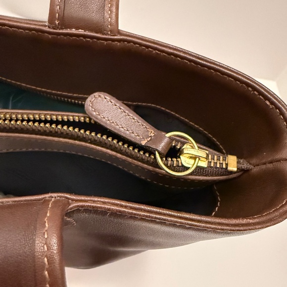 Coach 9302 Bleecker Basket in Mahogany Leather, MADE IN USA - Picture 8 of 9